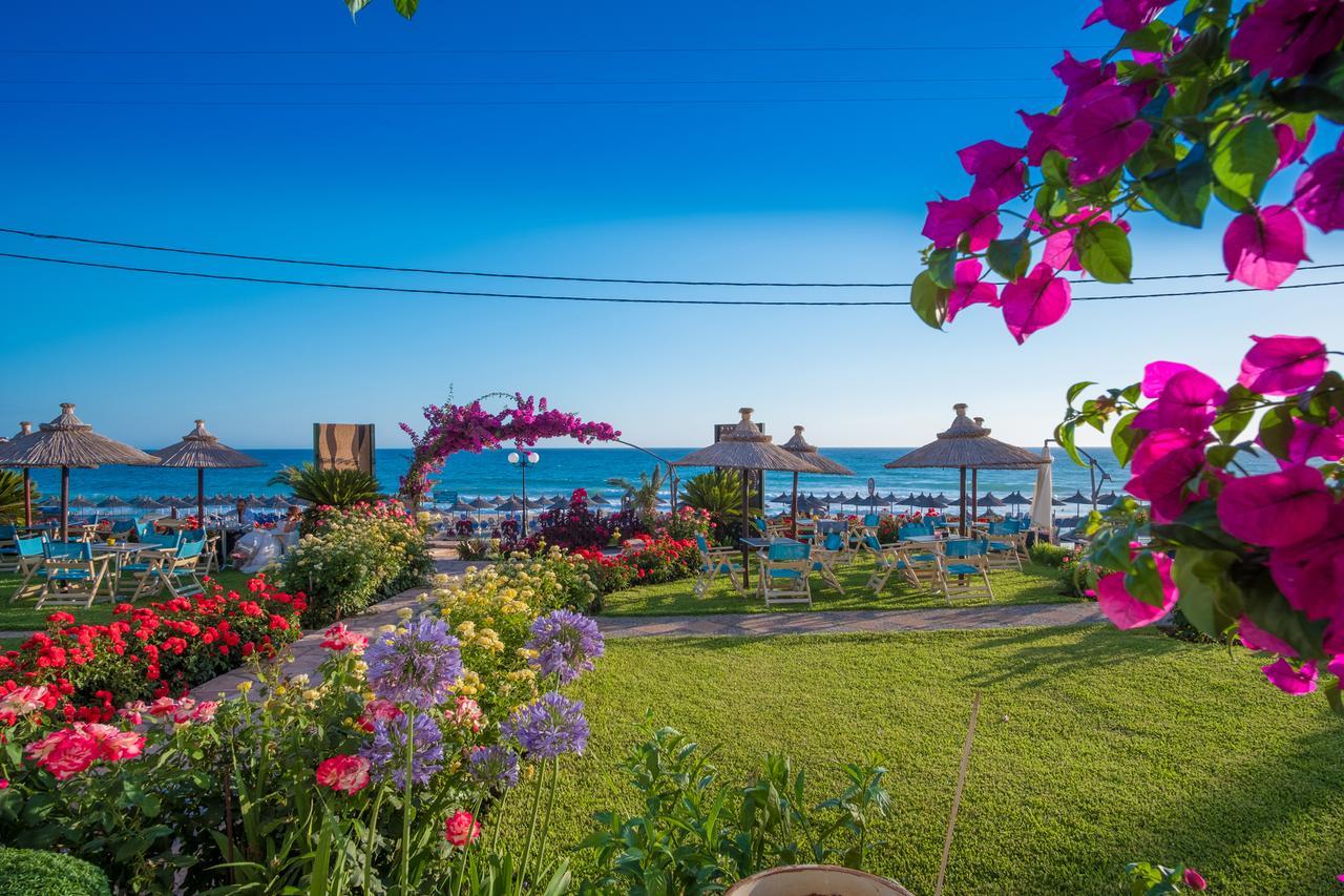 Haris Hotel Apartments And Suites Paralia Vrachou Exterior foto